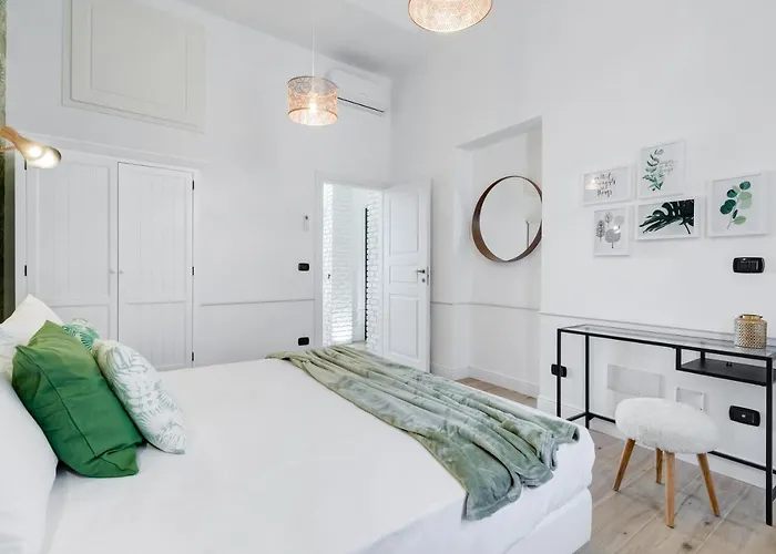 Bmga L Glam Industrial 3-bed In Termini * Roma