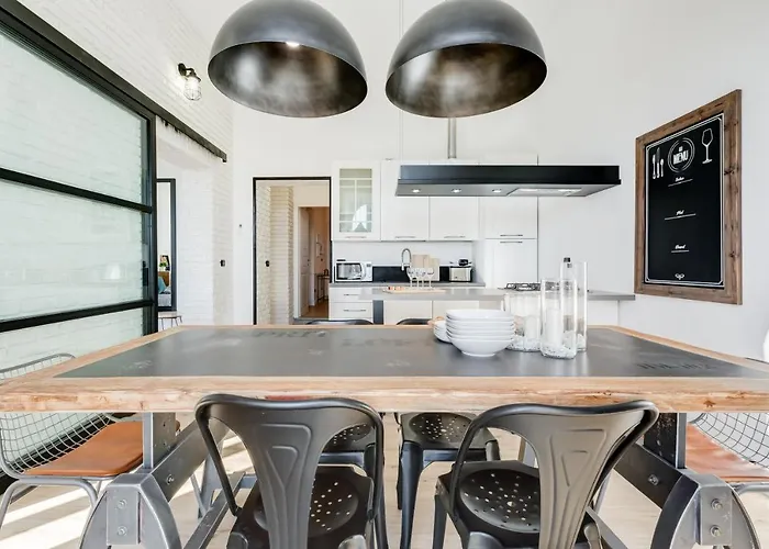 Bmga L Glam Industrial 3-bed In Termini Roma