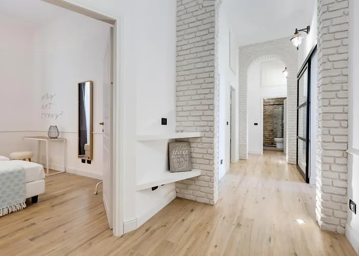 Bmga L Glam Industrial 3-bed In Termini Roma