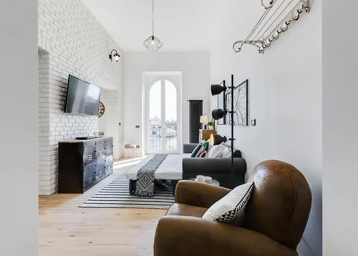 Bmga L Glam Industrial 3-bed In Termini Appartamento