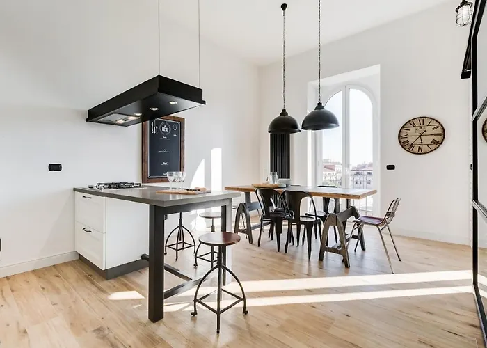 Bmga L Glam Industrial 3-bed In Termini * Roma